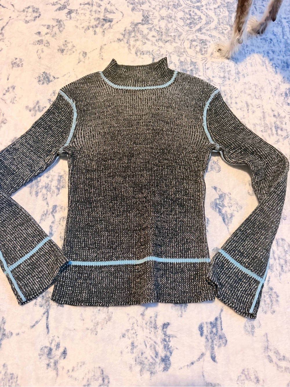 Gray Ribbed Mock Neck Sweater with Light Blue Contrast
